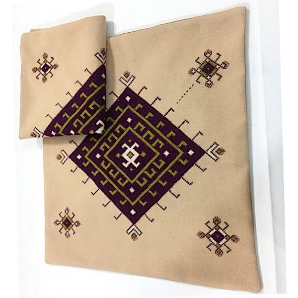 کوسن سوزن دوزی مدل بلوچیدوزی